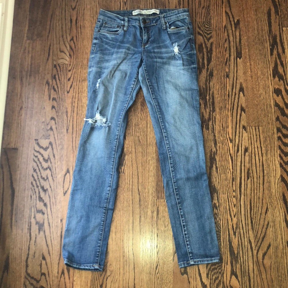 Distressed Skinny Jeans